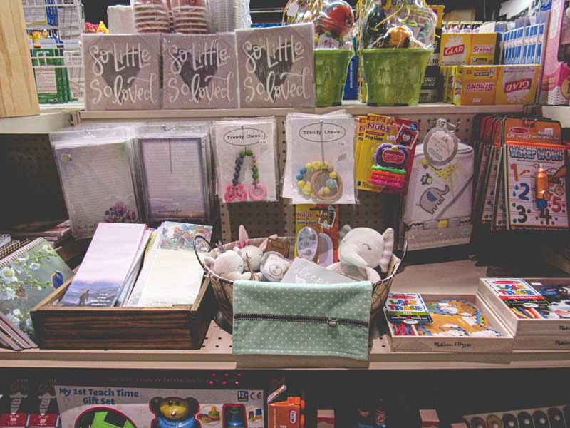 Random assortment of crafts and gifts slideshow