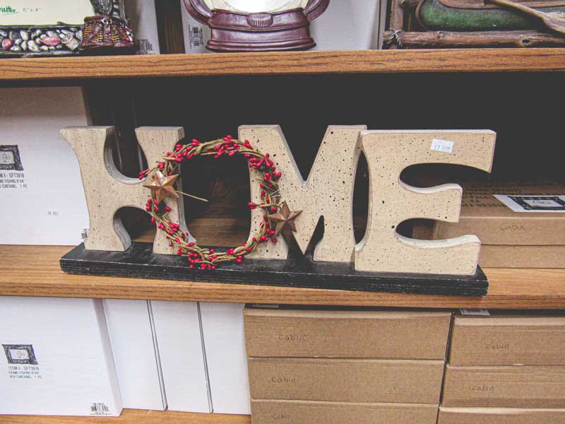 Random assortment of crafts and gifts slideshow